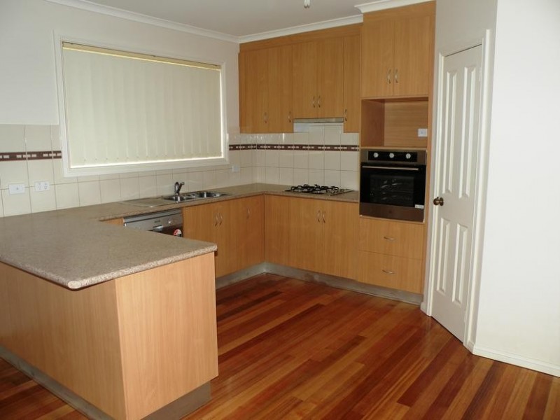 24 Citius Close, Lara VIC 3212