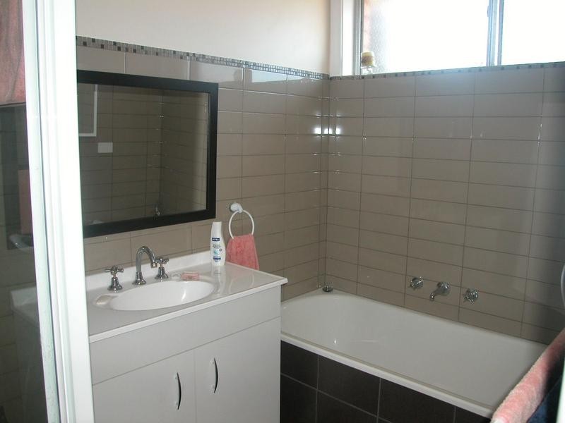 48 Curletts Road, Lara VIC 3212