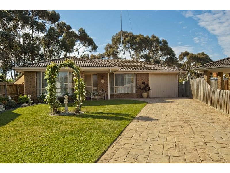 6 Telford Court, Lara VIC 3212