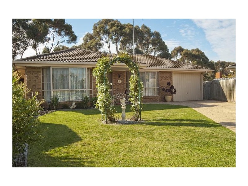 6 Telford Court, Lara VIC 3212