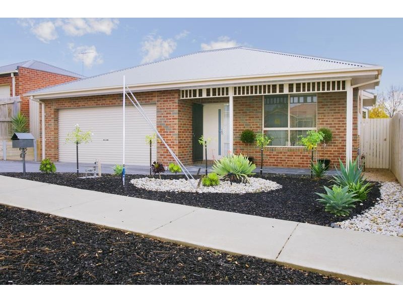 5 Hailar Lane, Lara VIC 3212