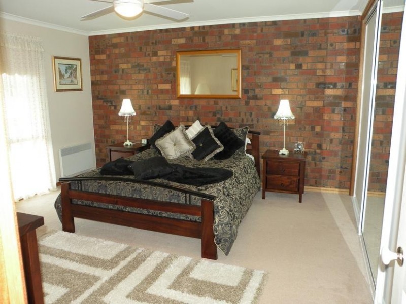 1/20 Scarlett Grove, Lara VIC 3212