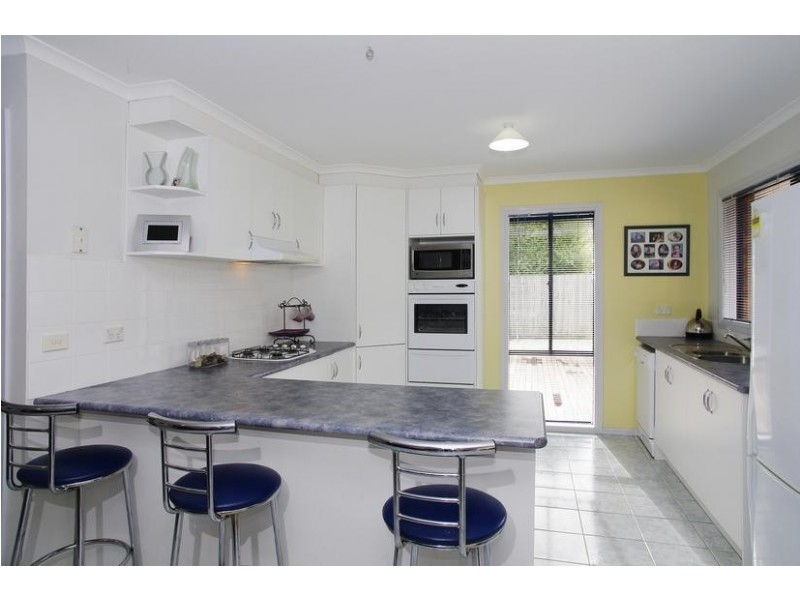 64-66 Blackbird Circuit, Lara VIC 3212