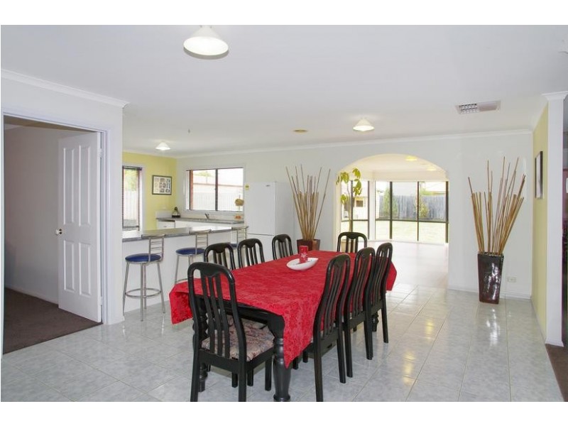 64-66 Blackbird Circuit, Lara VIC 3212