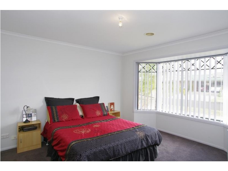 64-66 Blackbird Circuit, Lara VIC 3212