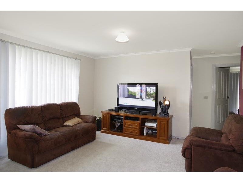 2/56 Cameron Cresent, Lara VIC 3212