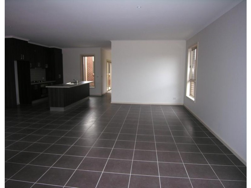 2/9 Benetti Drive, Lara VIC 3212