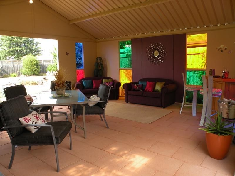 6 Rubena Crescent, Lara VIC 3212