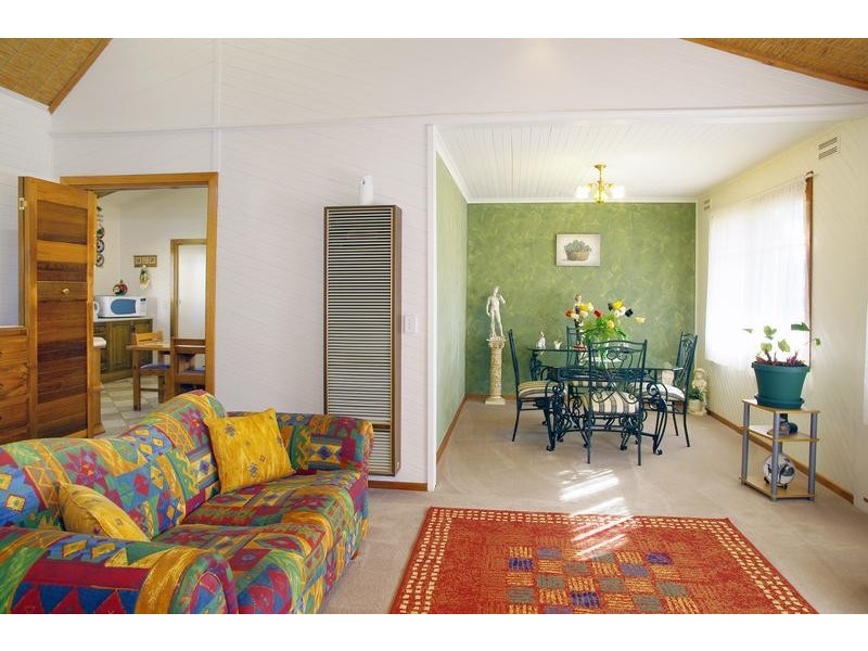 6 Rubena Crescent, Lara VIC 3212