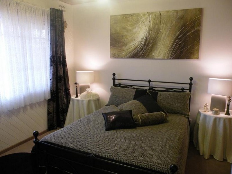 6 Rubena Crescent, Lara VIC 3212