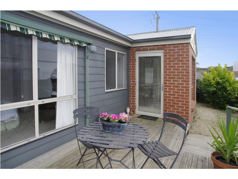 17 The Centreway, Lara VIC 3212