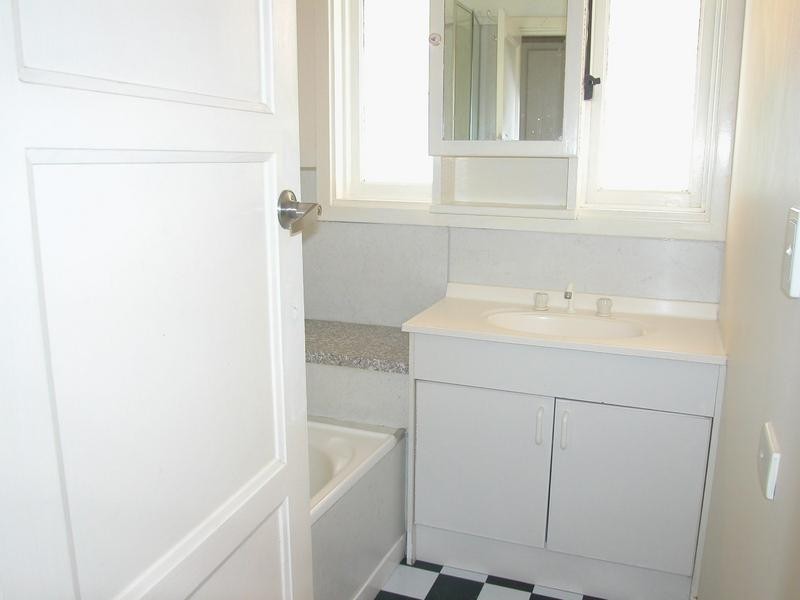 61 Camelia Crescent, Norlane VIC 3214