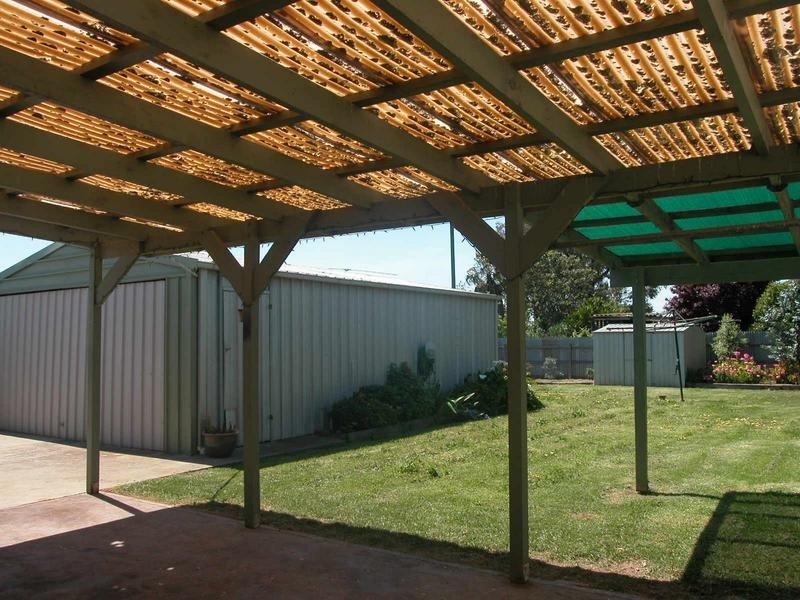 61 Camelia Crescent, Norlane VIC 3214