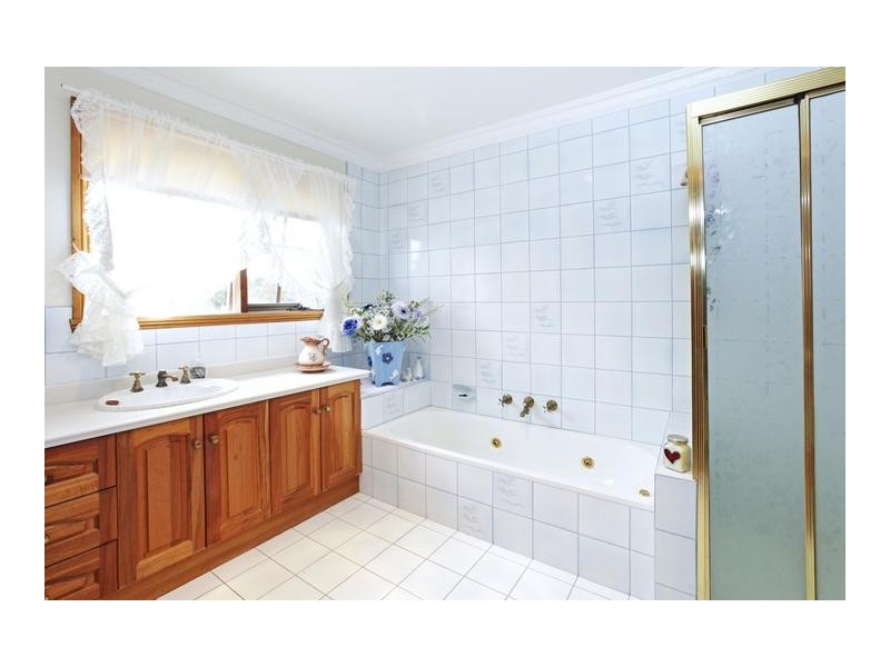 45 Houston Road, Lara VIC 3212
