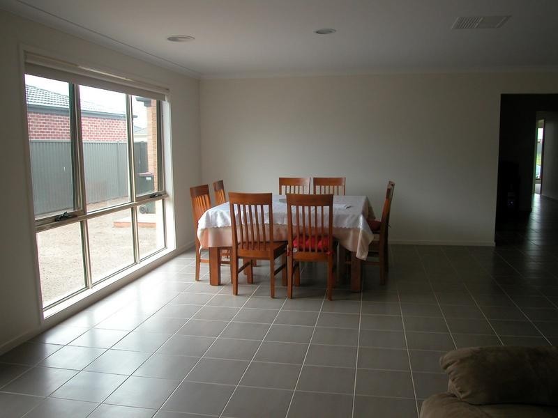 33 Mathieson Place, Lara VIC 3212