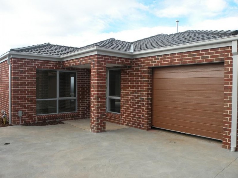 4/10 Raymond George Place, Lara VIC 3212