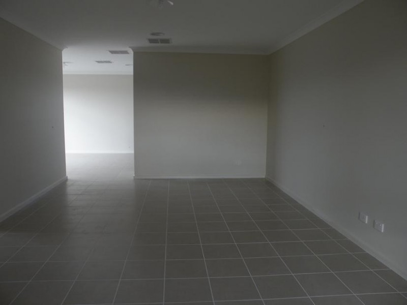 4/10 Raymond George Place, Lara VIC 3212
