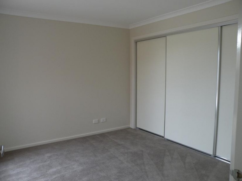 4/10 Raymond George Place, Lara VIC 3212