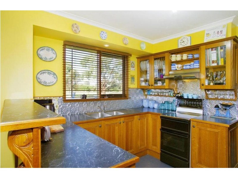 2120 Ballan Road, Anakie VIC 3221