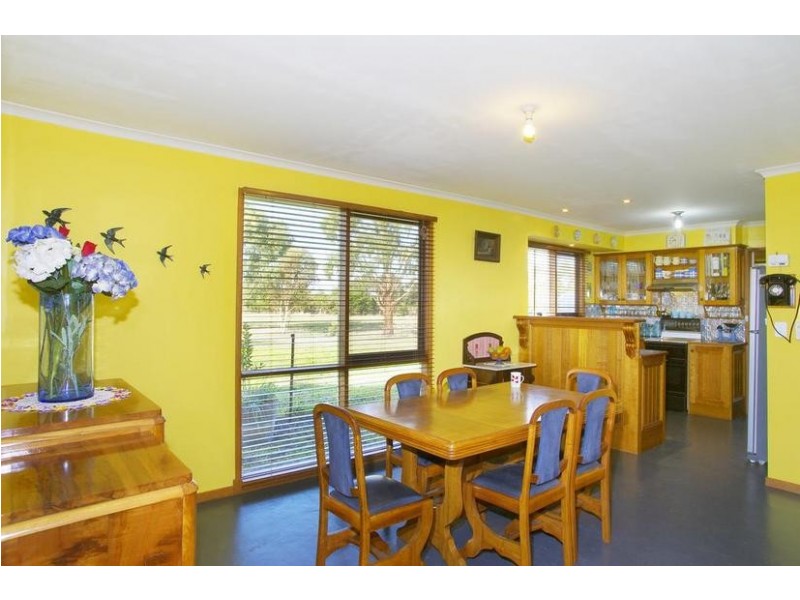 2120 Ballan Road, Anakie VIC 3221