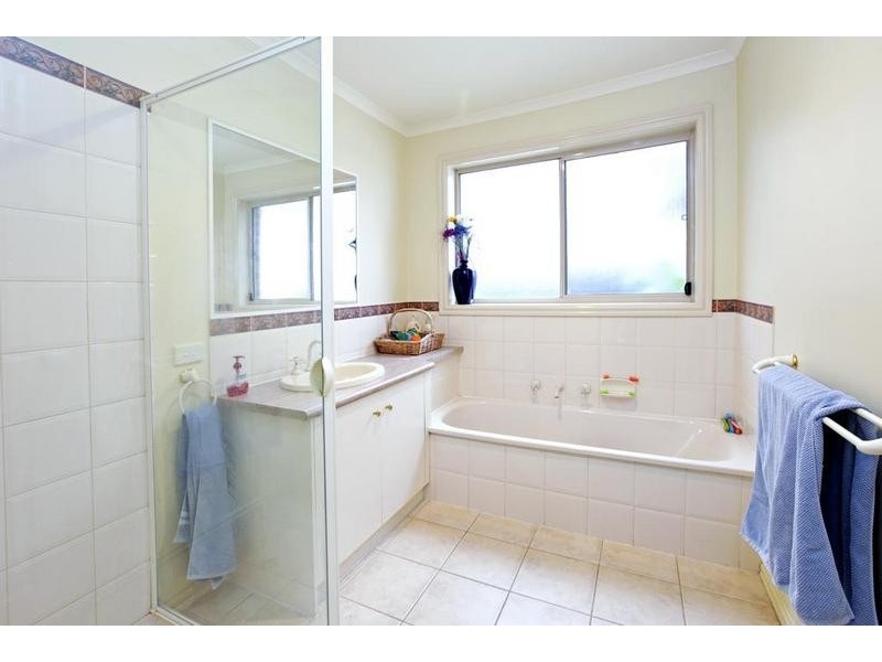 14 Ingrid Place, Lara VIC 3212