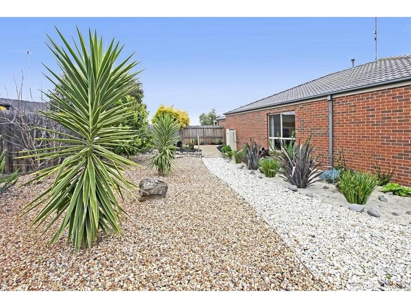 14 Ingrid Place, Lara VIC 3212