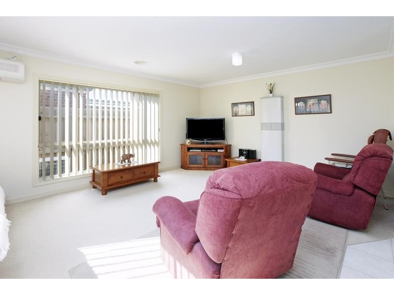 1/26 Forest Road North, Lara VIC 3212