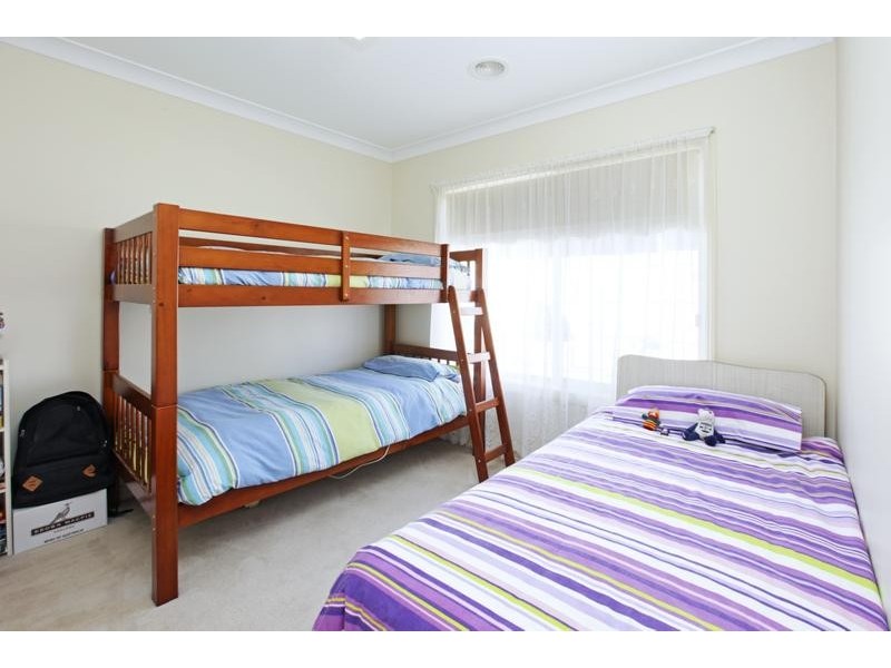 1/26 Forest Road North, Lara VIC 3212