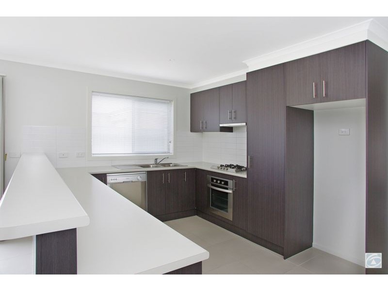 6 Grebe Court, Lara VIC 3212