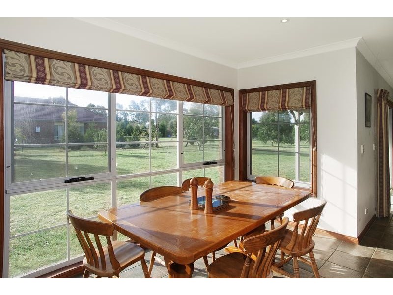 80 Kees Road, Lara VIC 3212