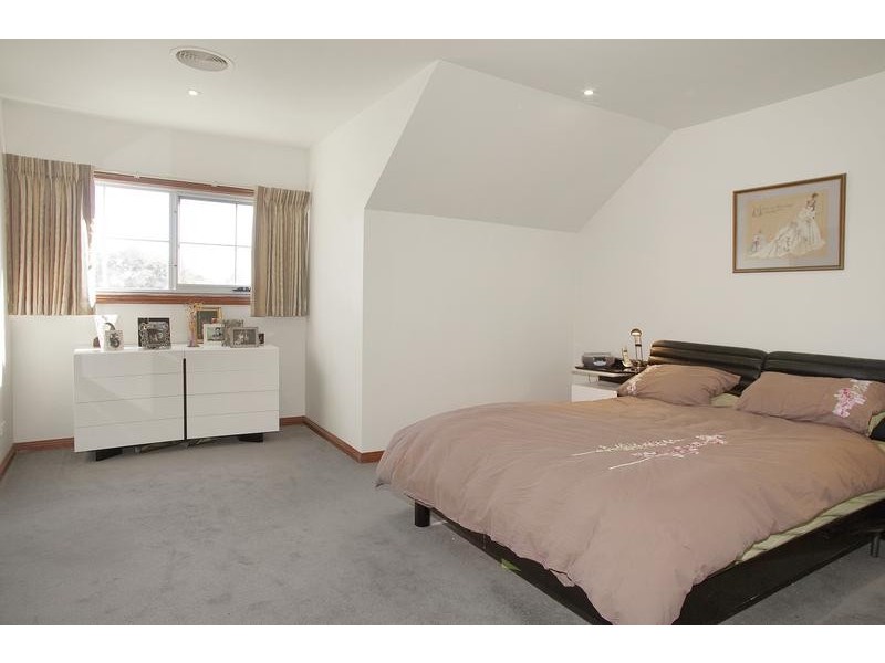 80 Kees Road, Lara VIC 3212