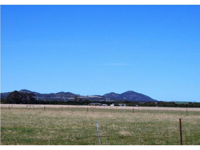 75 Gilmores Road, Balliang VIC 3340