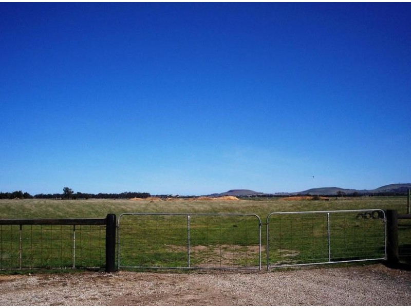 75 Gilmores Road, Balliang VIC 3340