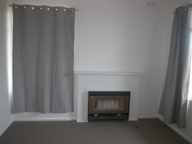 21 Pettitt Crescent, Norlane VIC 3214