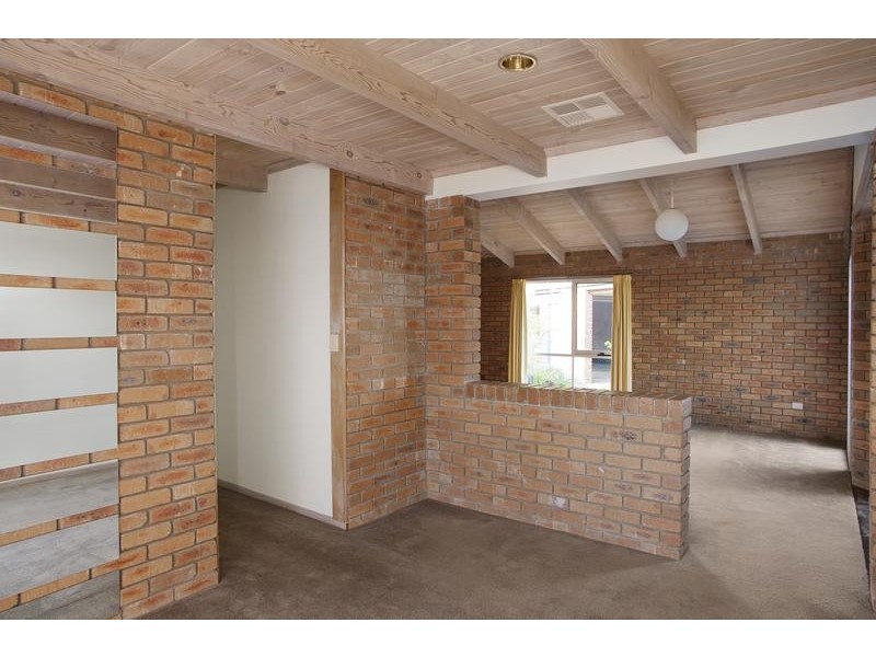 8 Foot Court, Lara VIC 3212