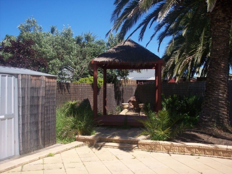 16 Scarlett Grove, Lara VIC 3212