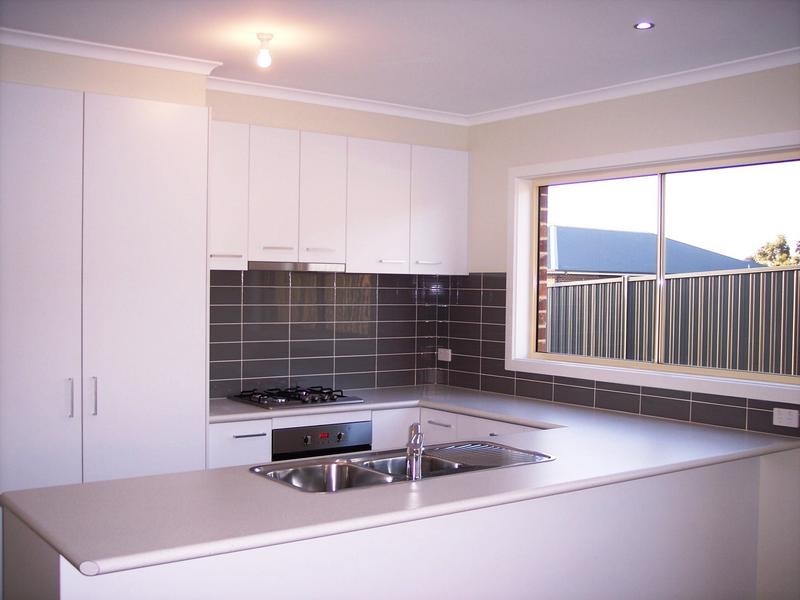 11 Bittern Court, Lara VIC 3212