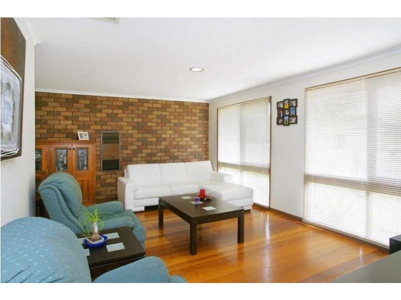 8 Saintfield Street, Lara VIC 3212