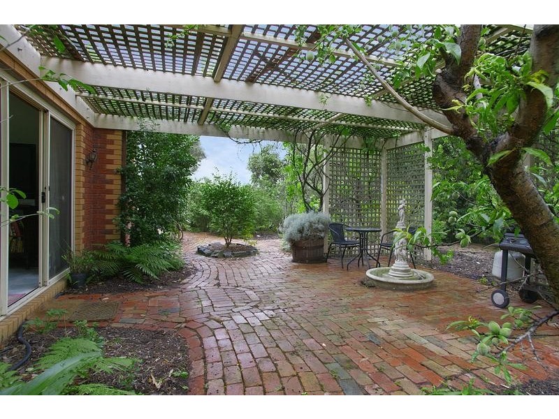 10 McAdam Court, Lara VIC 3212