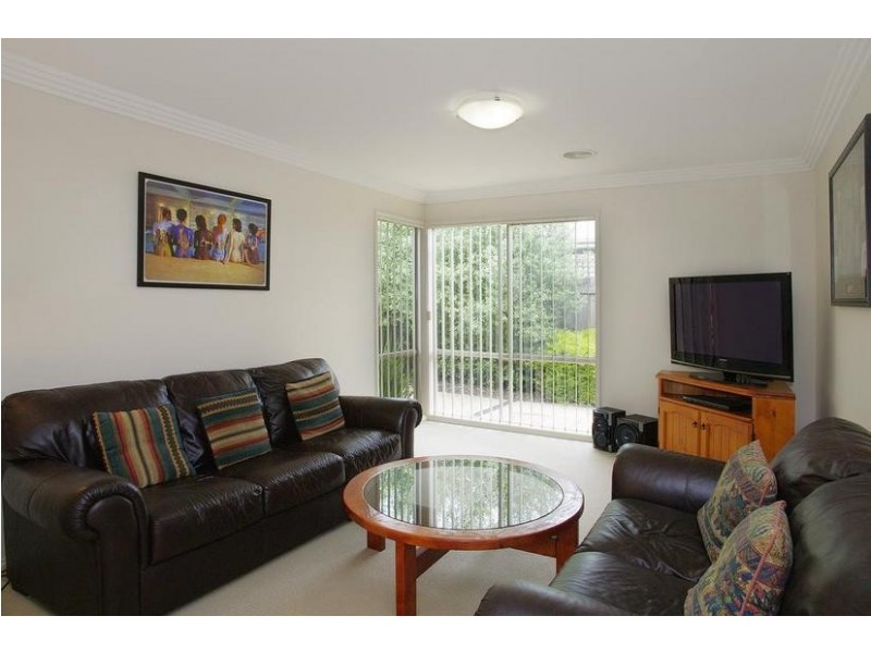14 Betty Crt, Lara VIC 3212