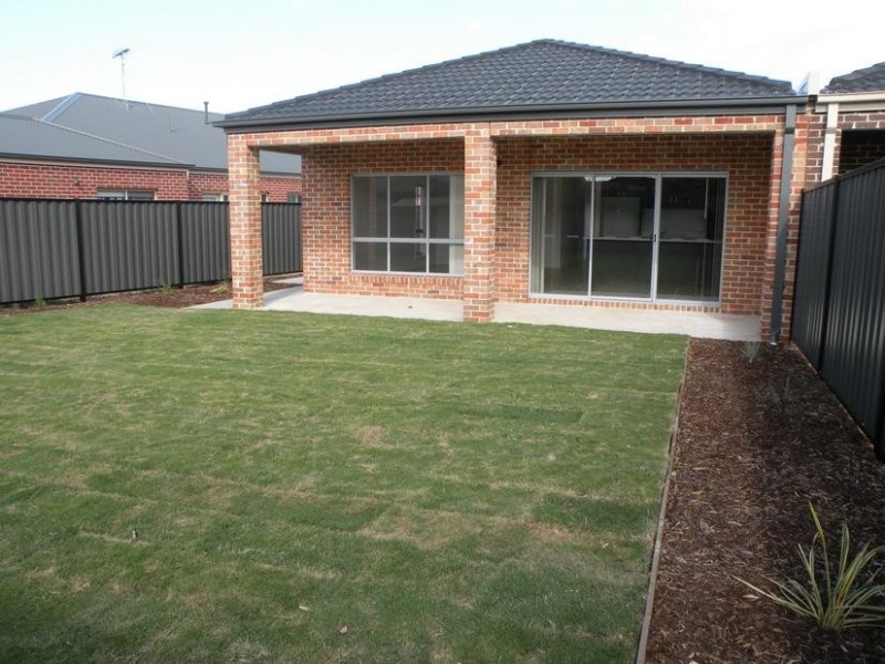 1/29 Benetti Drive, Lara VIC 3212