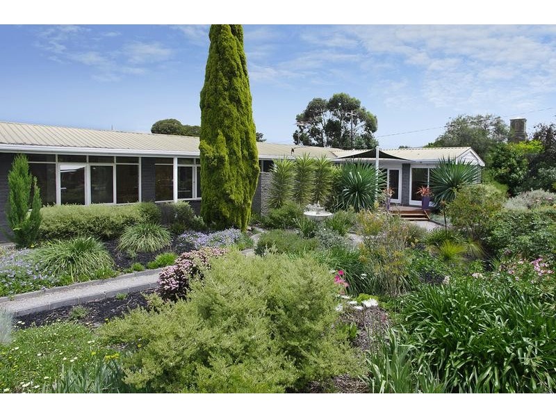 25 Curletts Road, Lara VIC 3212