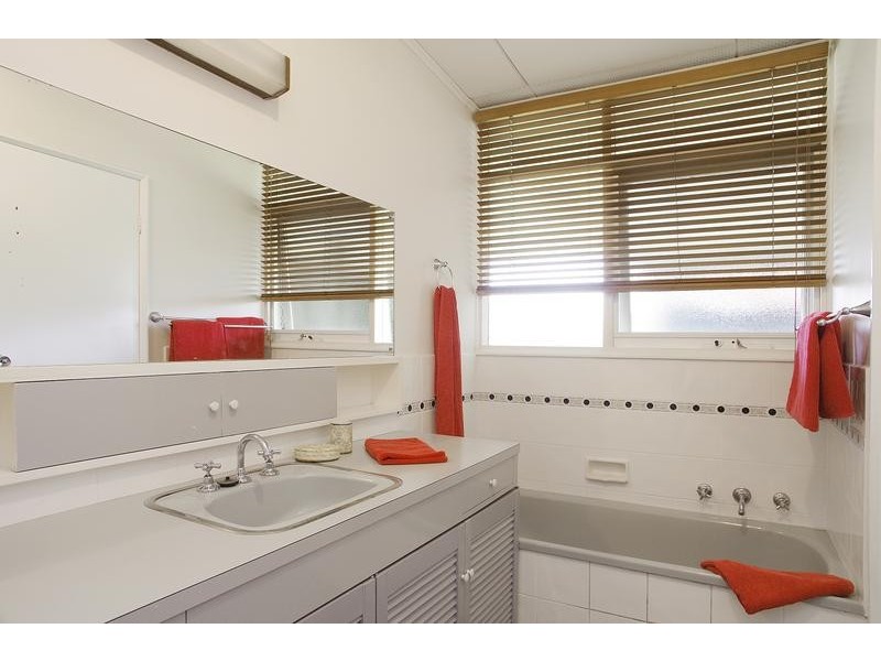 25 Curletts Road, Lara VIC 3212