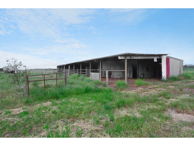 965 Bacchus Marsh Rd, Lara VIC 3212