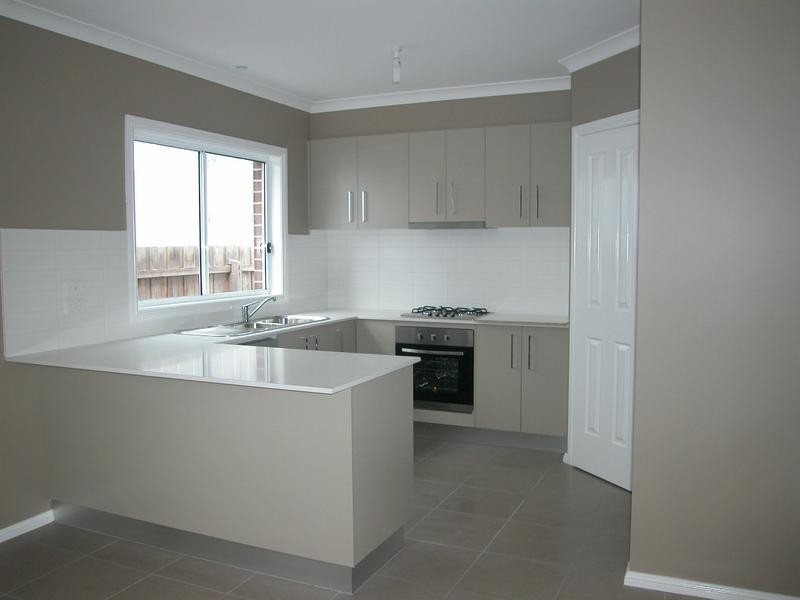 2/5 Corvi Court, Lara VIC 3212