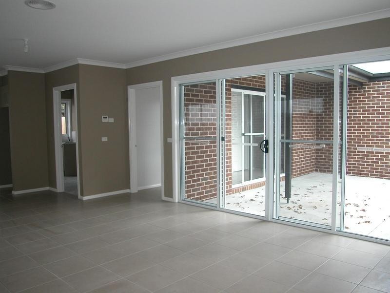 2/5 Corvi Court, Lara VIC 3212