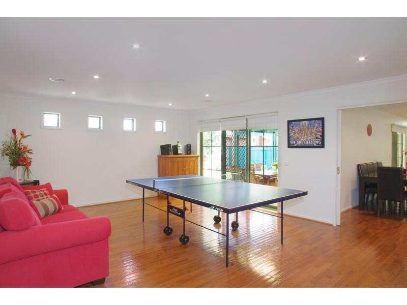 6 Sherwood Grove, Lara VIC 3212