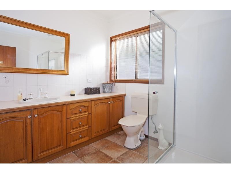 13 Bernard Court, Lara VIC 3212