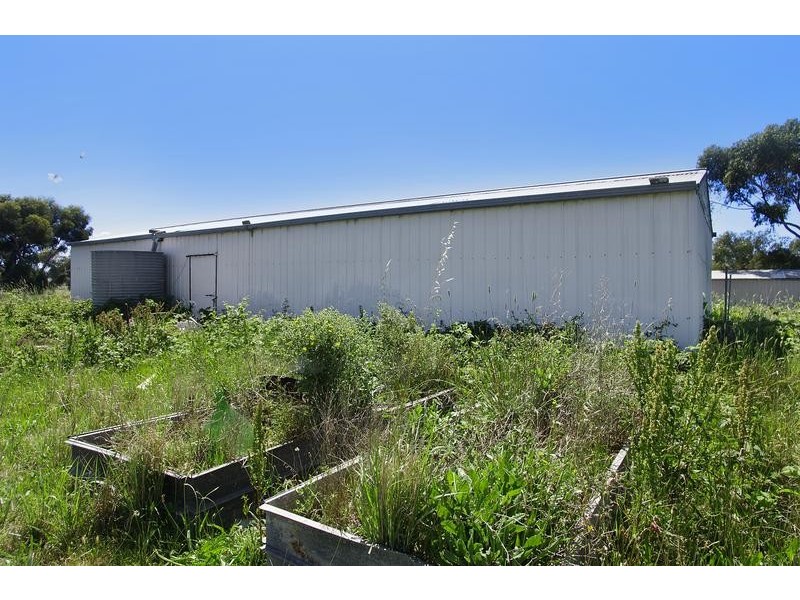 90 Glenoe Drive, Lara VIC 3212