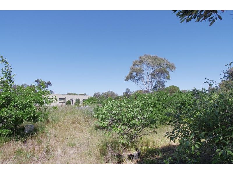 90 Glenoe Drive, Lara VIC 3212